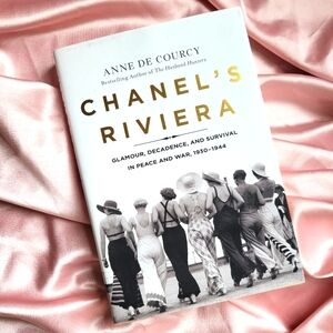 Chanel's Riviera Glamour Book